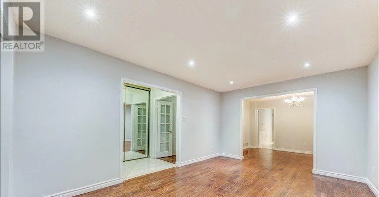 23 Longbow Square, Toronto, ON, M1W 2W6 - 3