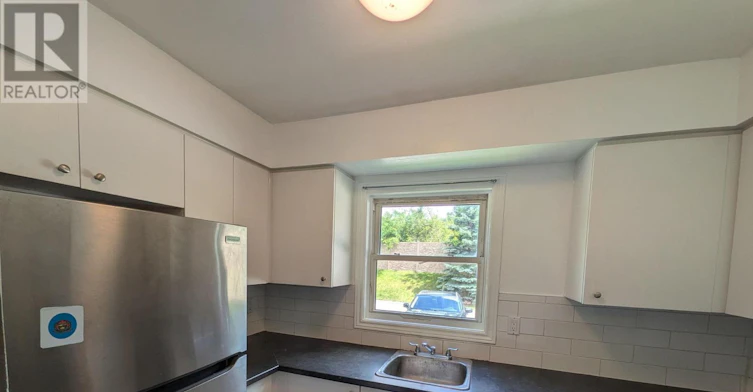 29-470 Second Street, London, ON, N5V 3X4 - 3