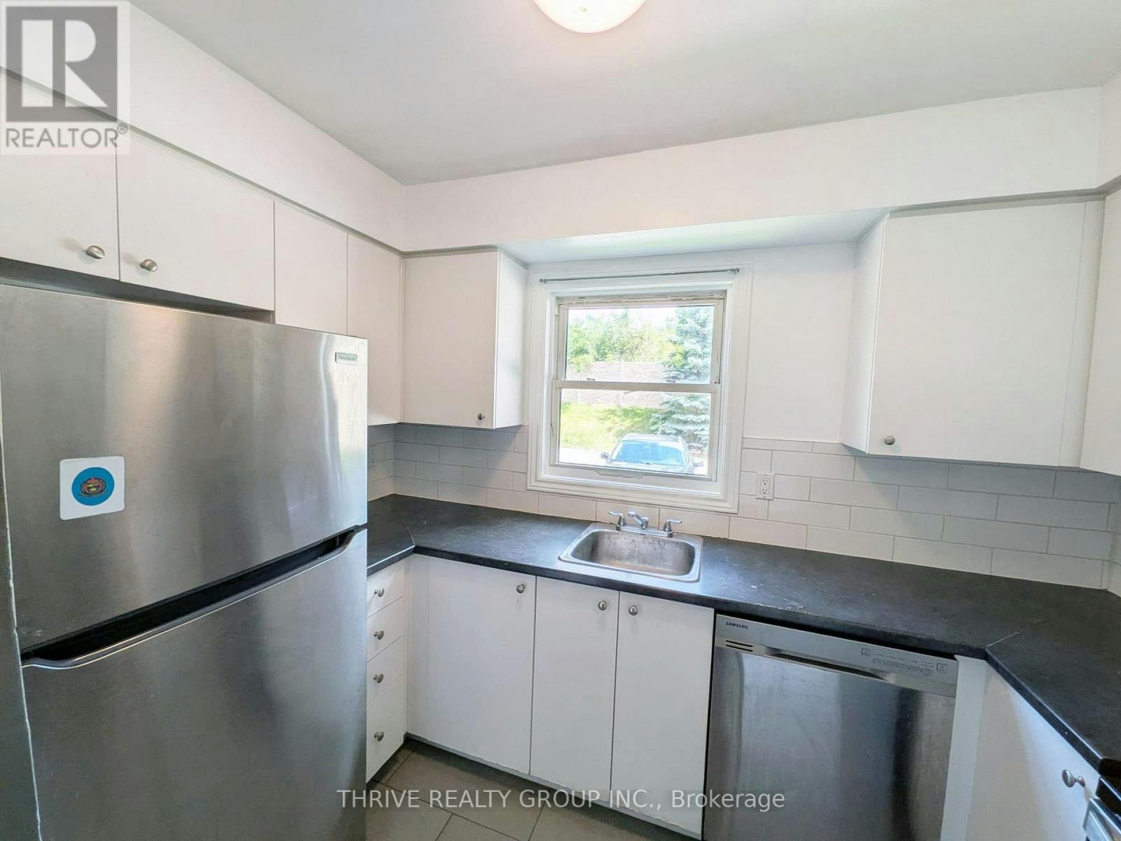16-470 Second Street, London, ON, N5V 3X4 - 3