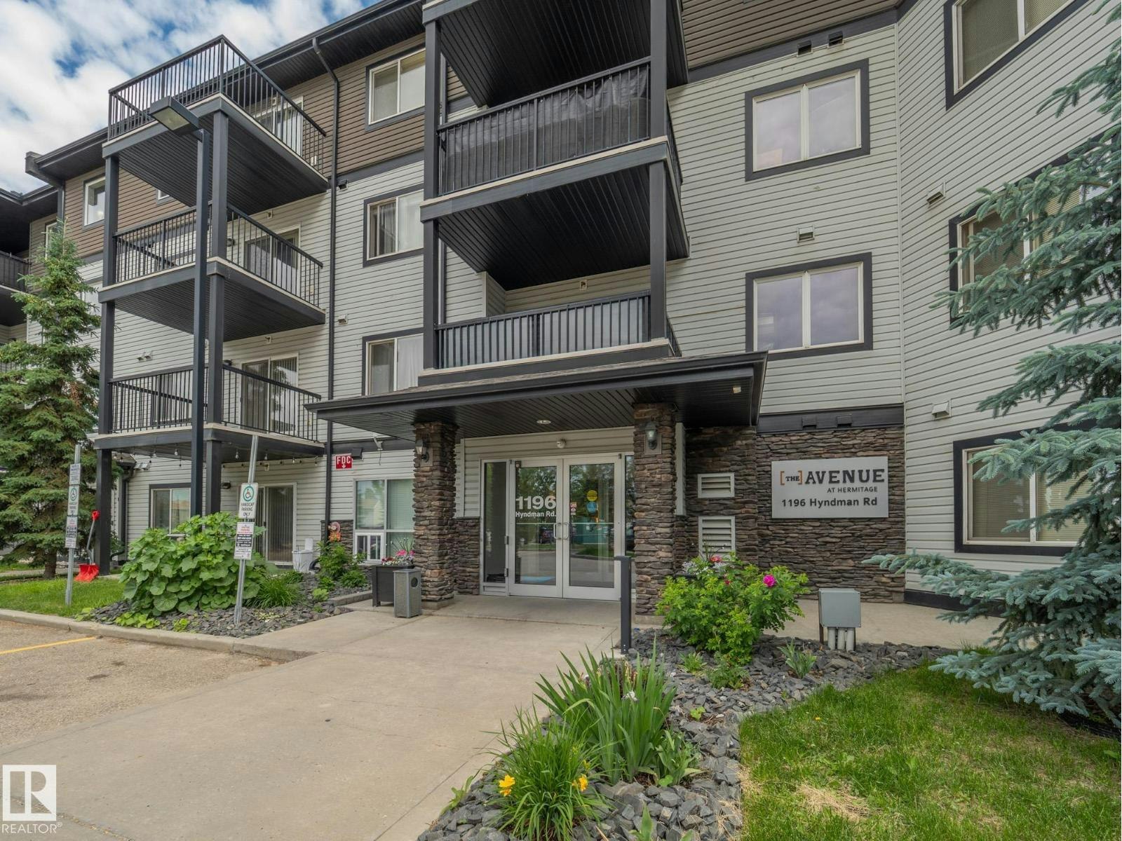 360-1196 Hyndman Road S NW, Edmonton, AB, T5A 0X8