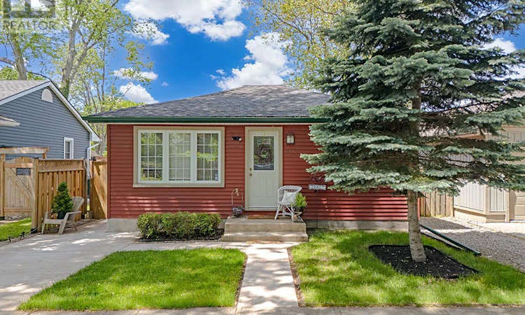 263 Maplewood Avenue