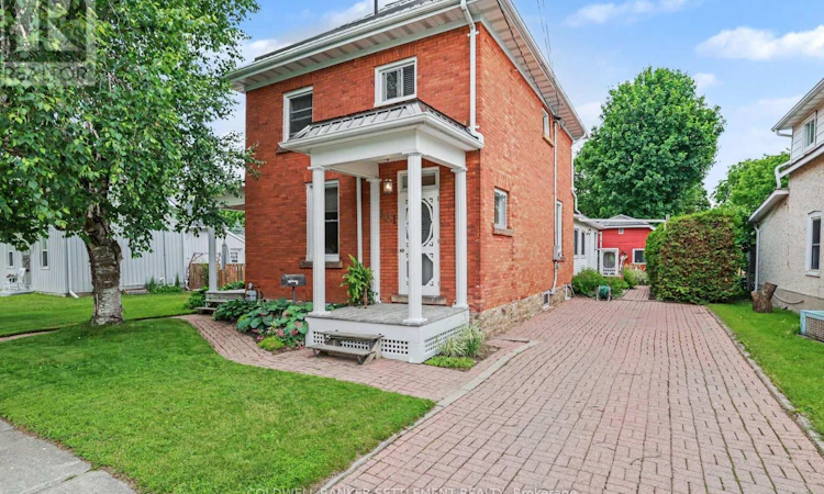 101 Drummond Street E