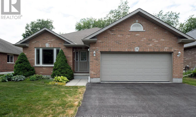 4 Algonquin Avenue