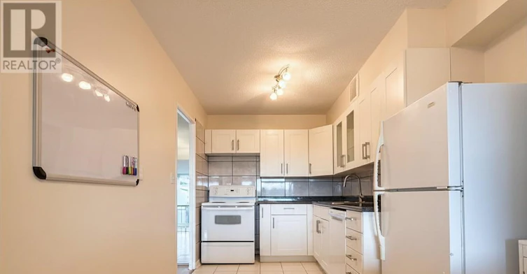 608-260 Scarlett Road, Toronto, ON, M6N 4X6 - 7