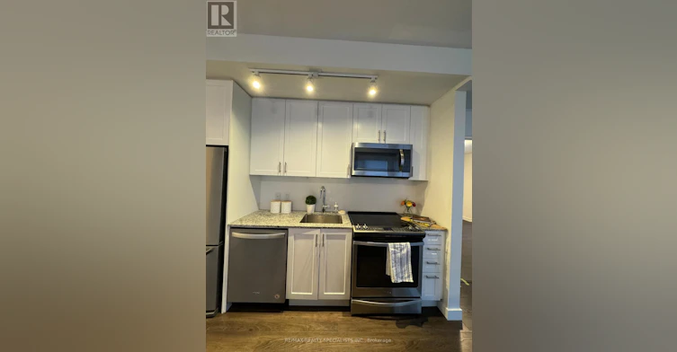 214-150 Sabina Drive, Oakville, ON, L6H 0W3 - 12