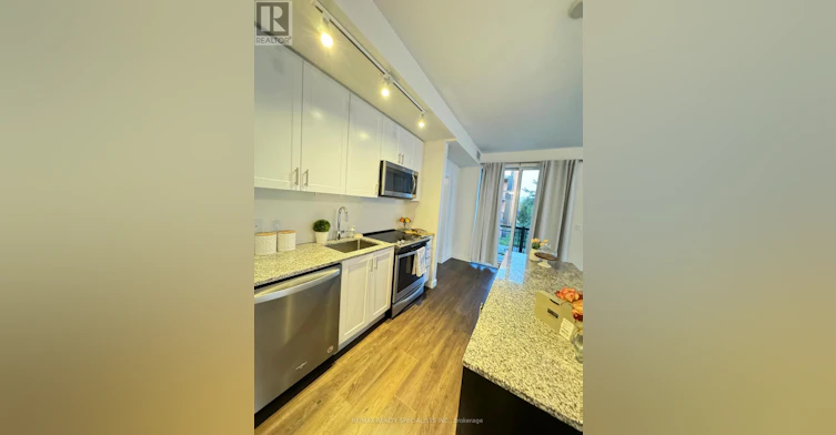 214-150 Sabina Drive, Oakville, ON, L6H 0W3 - 7
