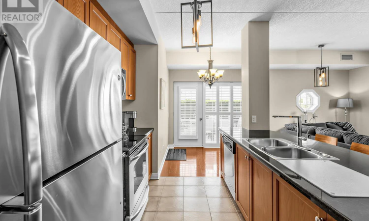 103-1379 Costigan Road