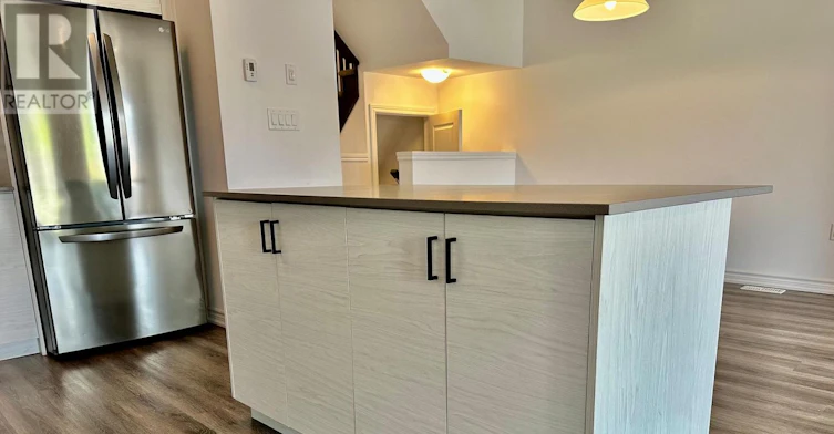 22-461 Blackburn Drive, Brantford, ON, N3T 0W9 - 13