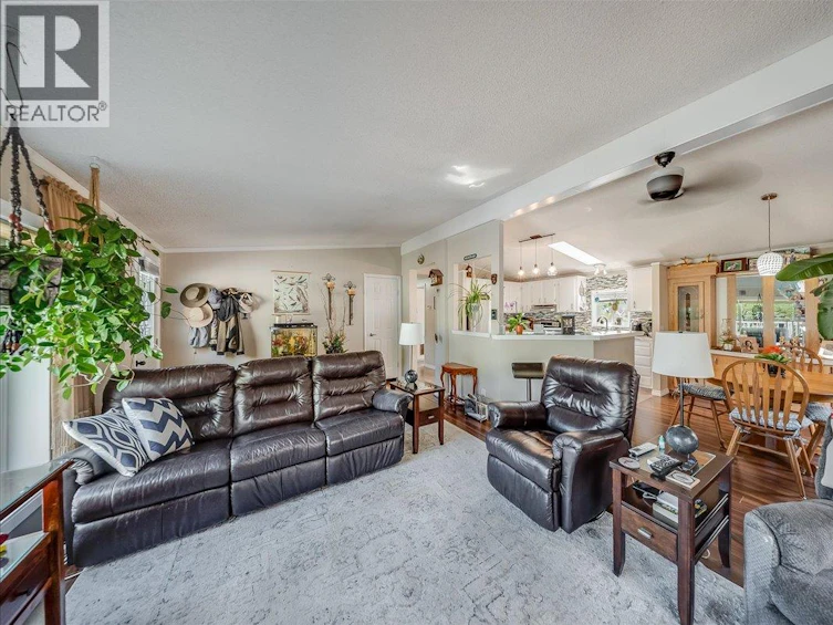 1026 Horcoff Road, Robson, BC, V1N 4V1 - 12