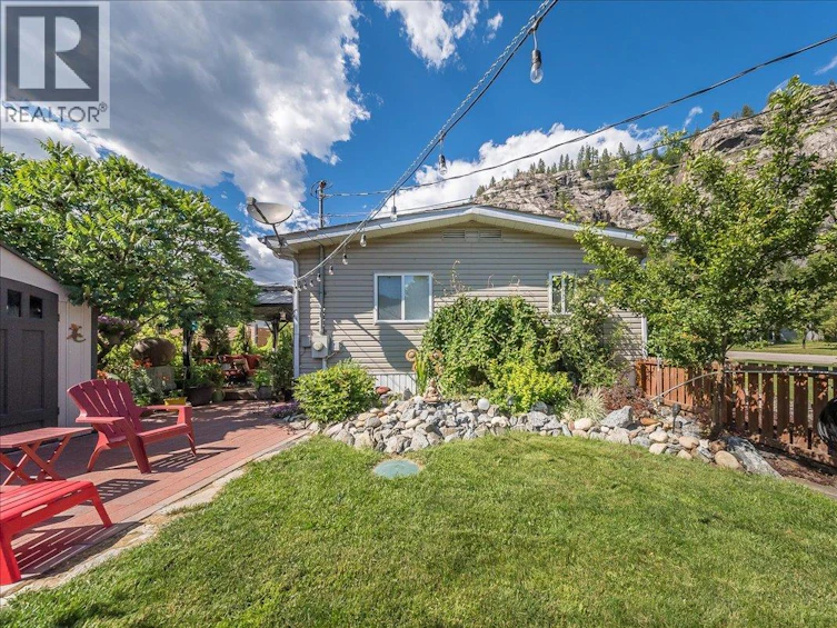 1026 Horcoff Road, Robson, BC, V1N 4V1 - 50
