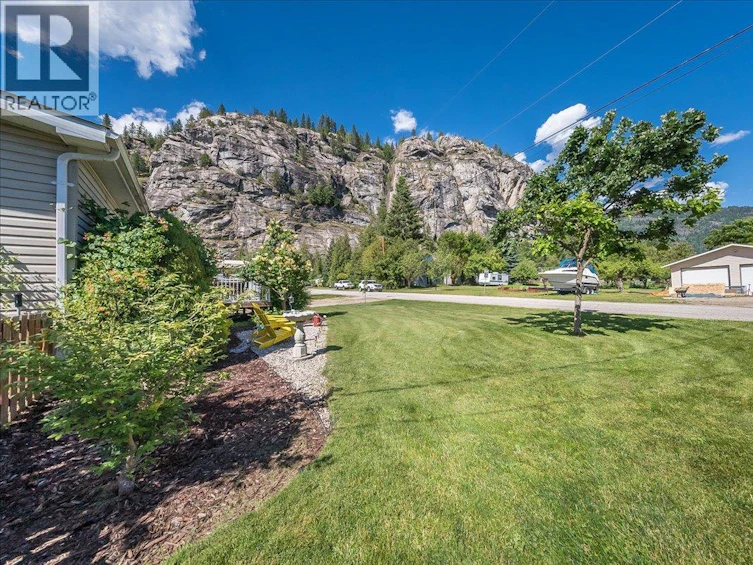 1026 Horcoff Road, Robson, BC, V1N 4V1 - 30
