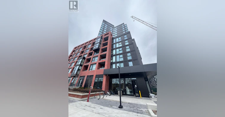 413-8 Tippett Road, Toronto, ON, M3H 0E7