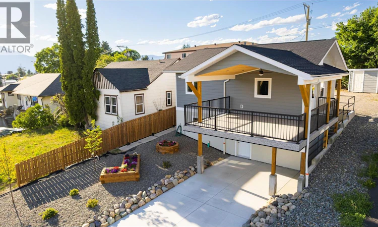 1916 Canyon Street