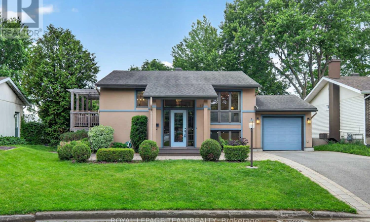 1282 Alloway Crescent