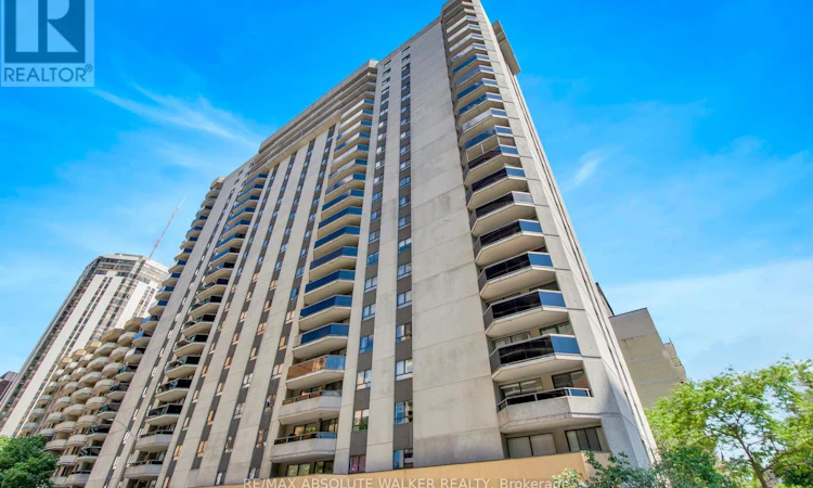 1007-470 Laurier Avenue W
