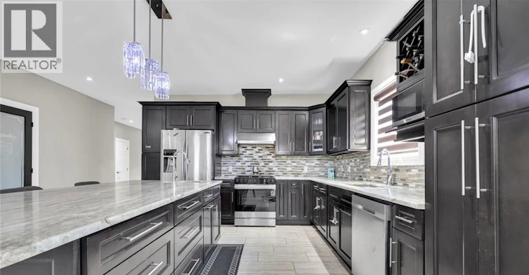 498 Sacred Heart Drive, Lasalle, ON, N9J 0A6 - 11