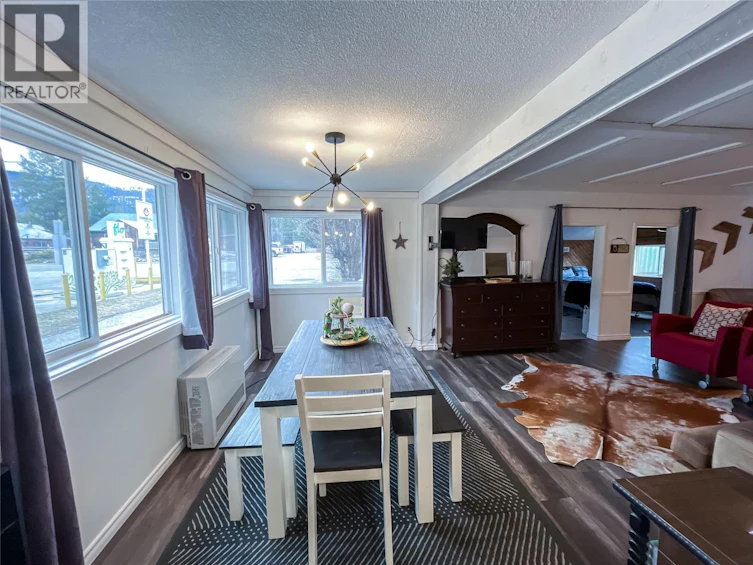 5844 33 Highway, Beaverdell, BC, V0H 1Y0 - 11