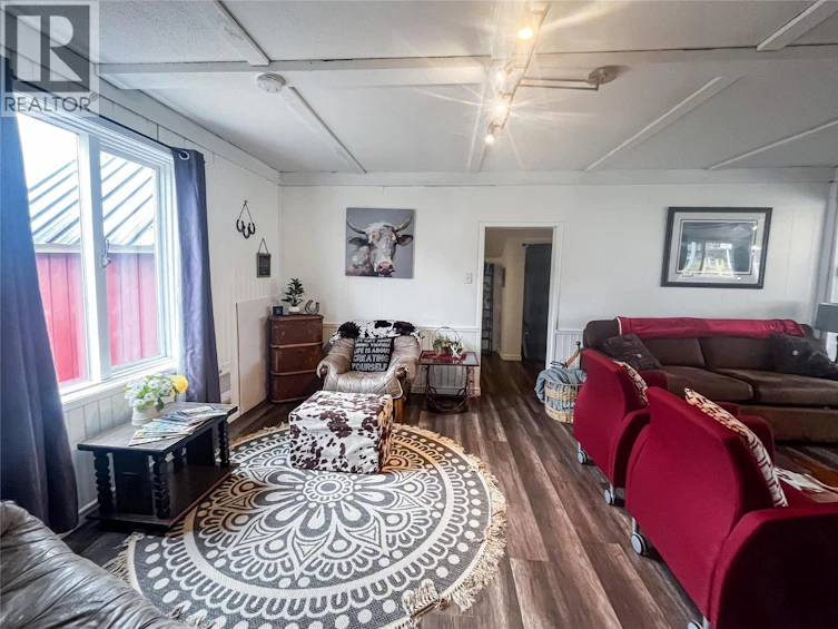 5844 33 Highway, Beaverdell, BC, V0H 1Y0 - 25