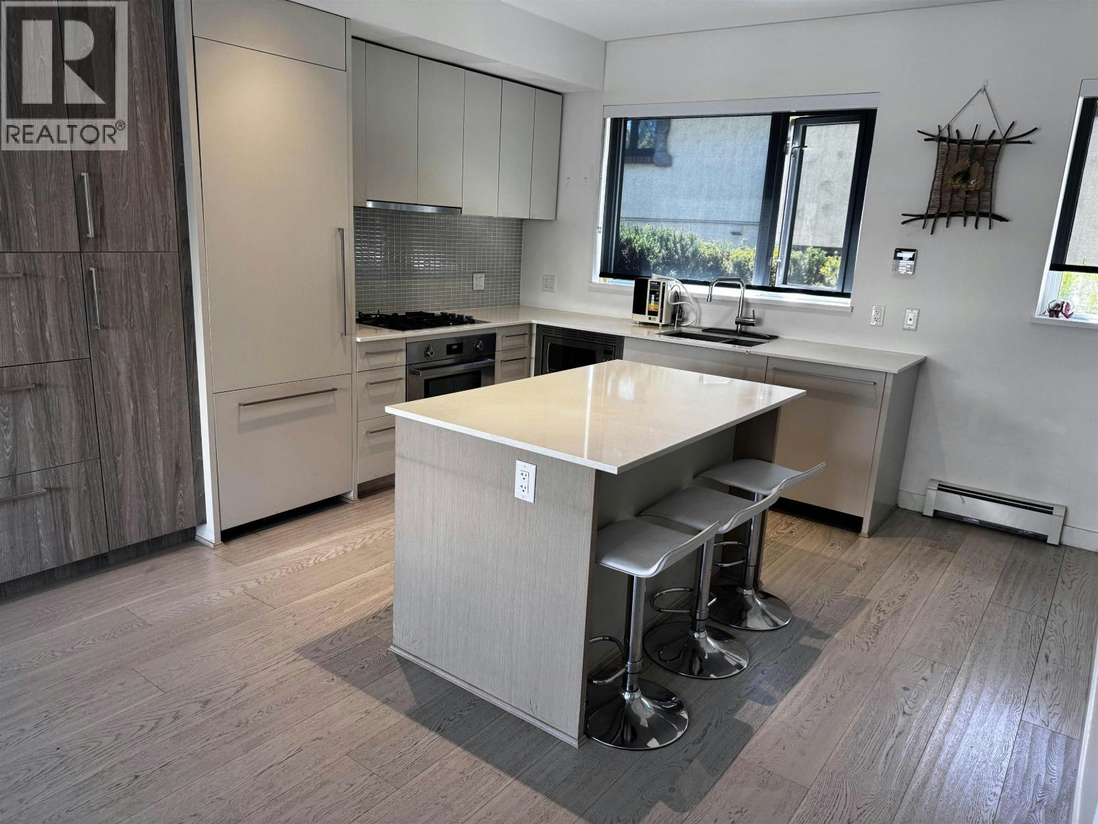 2-589 W King Edward Avenue, Vancouver, BC, V5Z 2C4