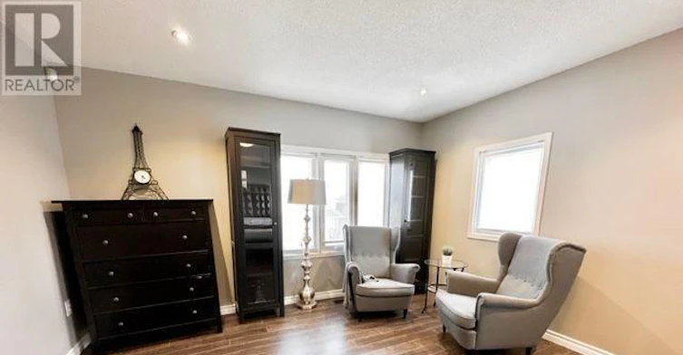 MAIN-61 Rocksprings Avenue, Richmond Hill, ON, L4S 1P8 - 11