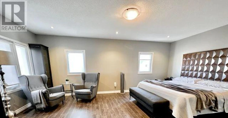 MAIN-61 Rocksprings Avenue, Richmond Hill, ON, L4S 1P8 - 10