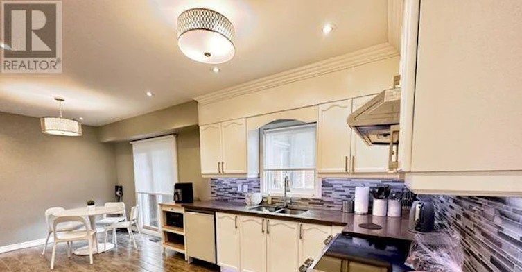 MAIN-61 Rocksprings Avenue, Richmond Hill, ON, L4S 1P8 - 19