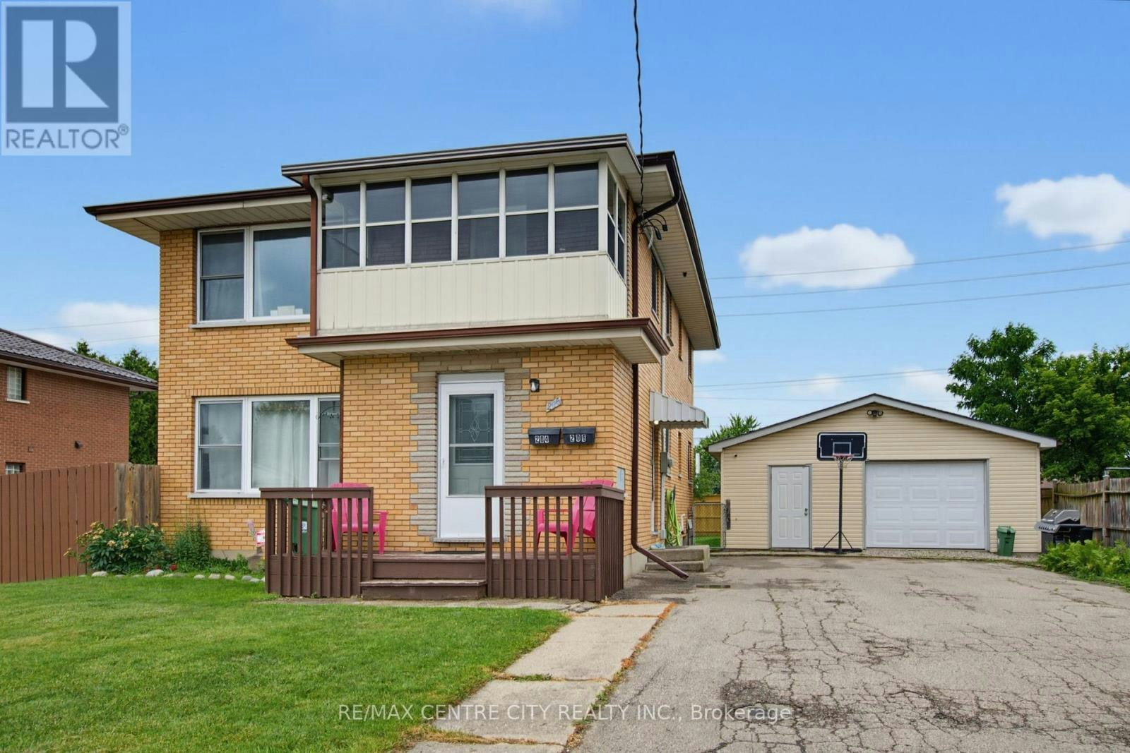 204 Burnside Drive, London, ON, N5V 1B7