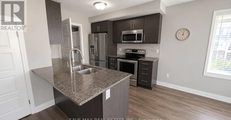 12-4 Daylily Lane, Kitchener, ON, N2R 0L7 - 2