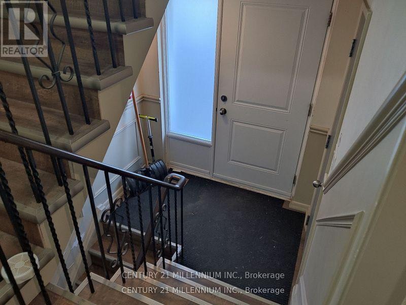 MAIN-59 Garthdale Court, Toronto, ON, M3H 5P7 - 2