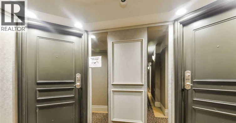 212-1030 Sheppard Avenue, Toronto, ON, M3H 2T6 - 4