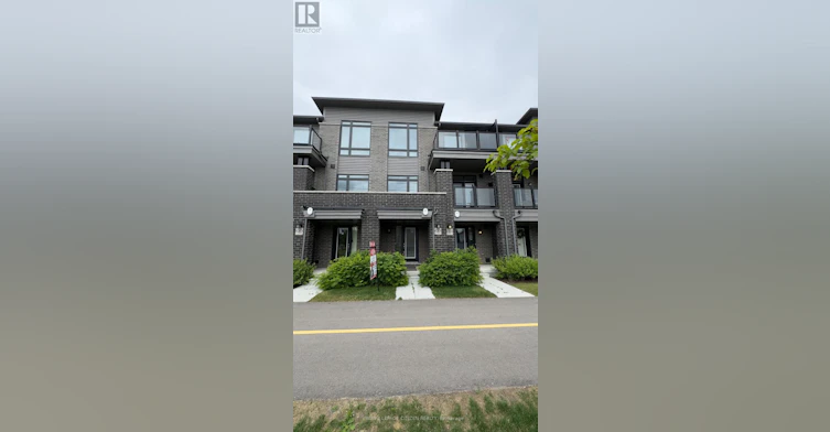 28 Emmas Way W, Whitby, ON, L1R 0S7 - 2