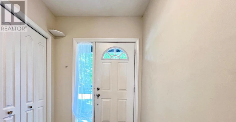 217 Deerfox Drive, Ottawa, ON, K2J 4W8 - 4
