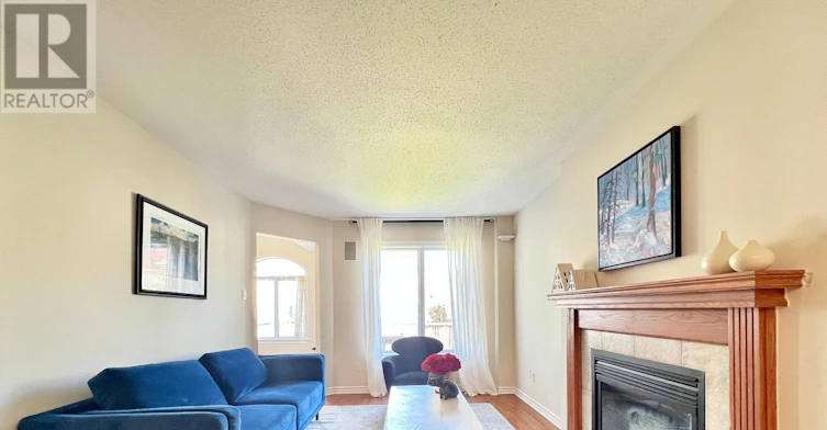 217 Deerfox Drive, Ottawa, ON, K2J 4W8 - 7