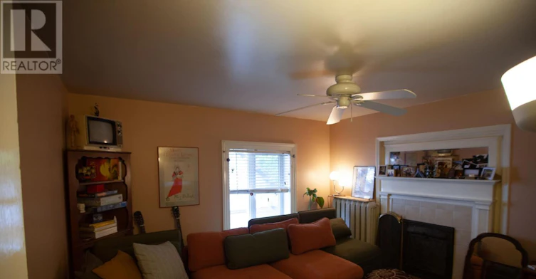 2F-43 Indian Road Crescent, Toronto, ON, N6P 2E9 - 7