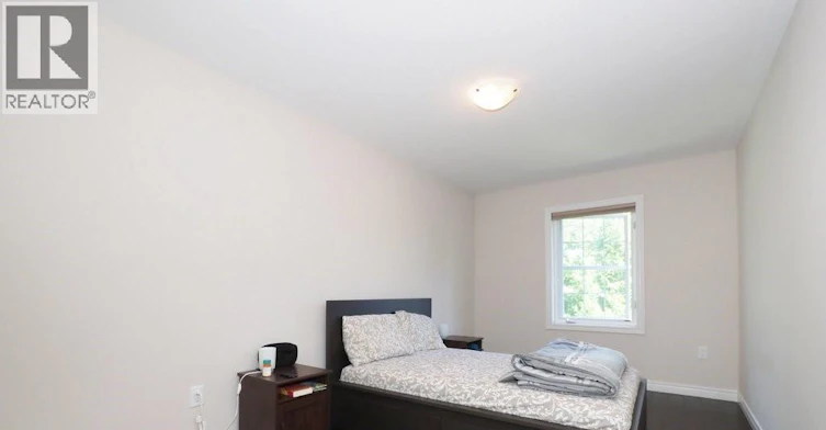 18 Robert Peel Road, Kitchener, ON, N2H 0B3 - 25