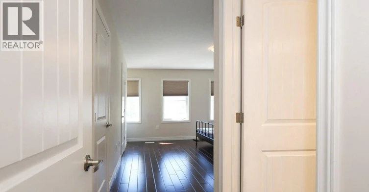18 Robert Peel Road, Kitchener, ON, N2H 0B3 - 17