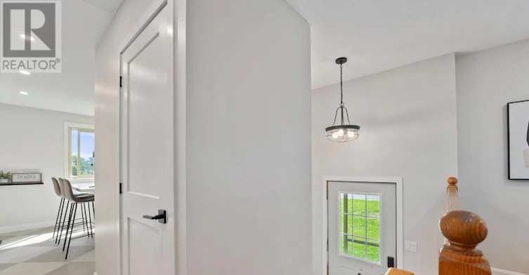 8B Pottinger Street, Kawartha Lakes, ON, K9V 3X3 - 3