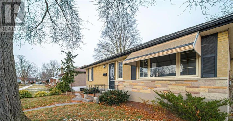 668 Harold Drive, Peterborough, ON, K9J 3Y2 - 2
