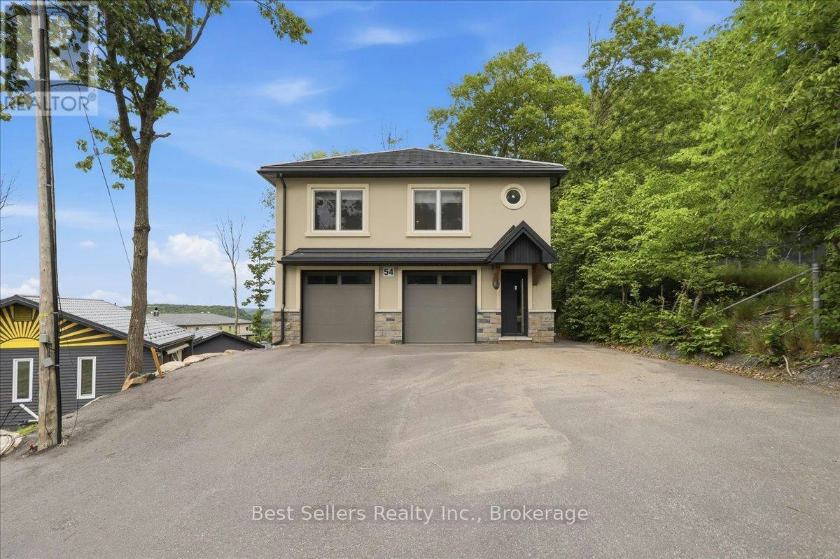 54 Florence Street W, Huntsville, ON, P1H 1V5