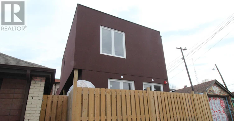 108 Chatham Avenue, Toronto, ON, M4J 1K7 - 20