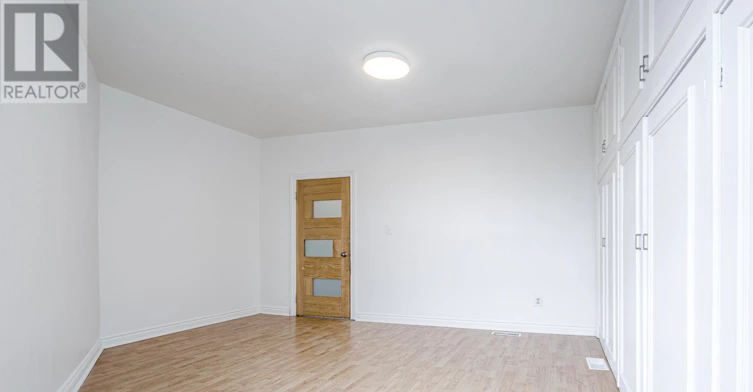 UPPER-2045 Davenport Road, Toronto, ON, M6N 1C5 - 24