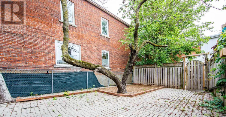 UPPER-2045 Davenport Road, Toronto, ON, M6N 1C5 - 28
