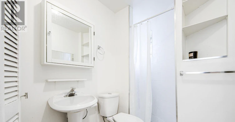 UPPER-2045 Davenport Road, Toronto, ON, M6N 1C5 - 21