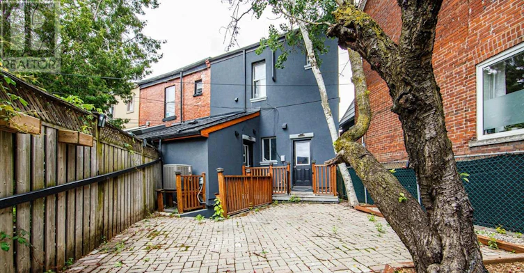UPPER-2045 Davenport Road, Toronto, ON, M6N 1C5 - 30