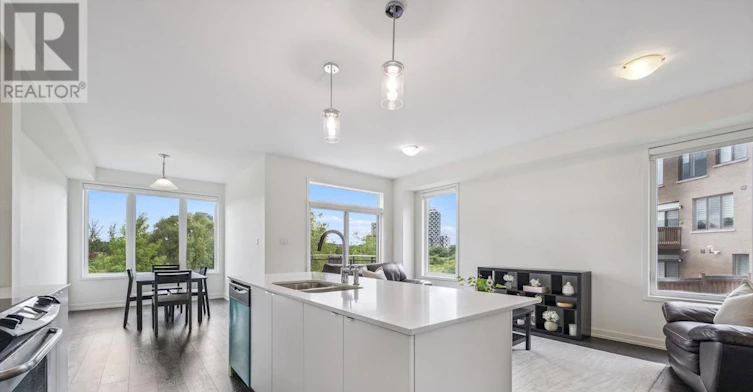 237 Fowley Drive, Oakville, ON, L6H 0P4 - 5