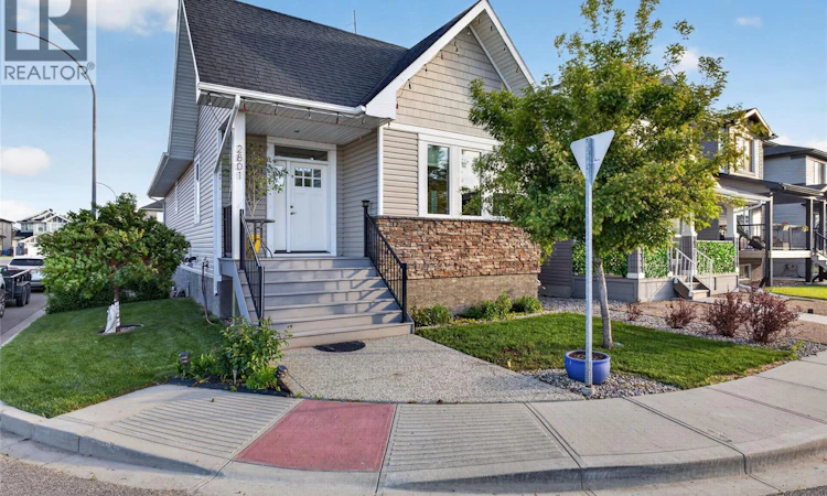 2801 Ridgeway Avenue