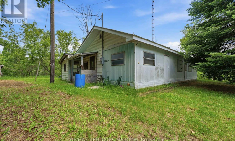 1195 Thompson Road