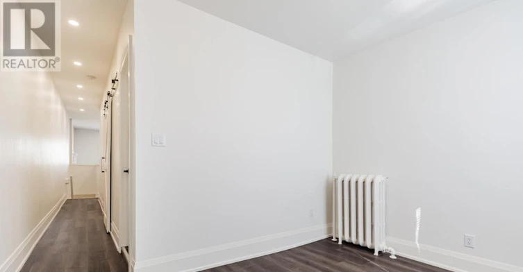 UPPER-657 St Clair Avenue W, Toronto, ON, M6C 1A7 - 15
