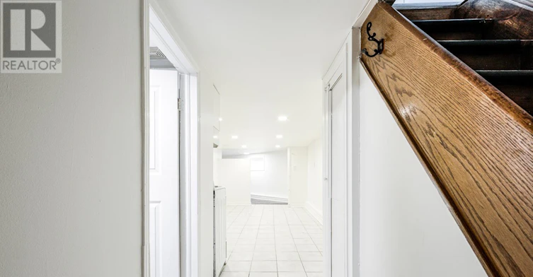 MAIN-2045 Davenport Road, Toronto, ON, M6N 1C5 - 22