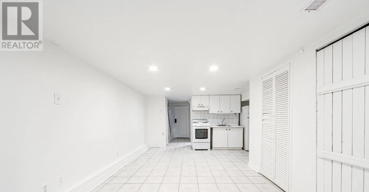 MAIN-2045 Davenport Road, Toronto, ON, M6N 1C5 - 30